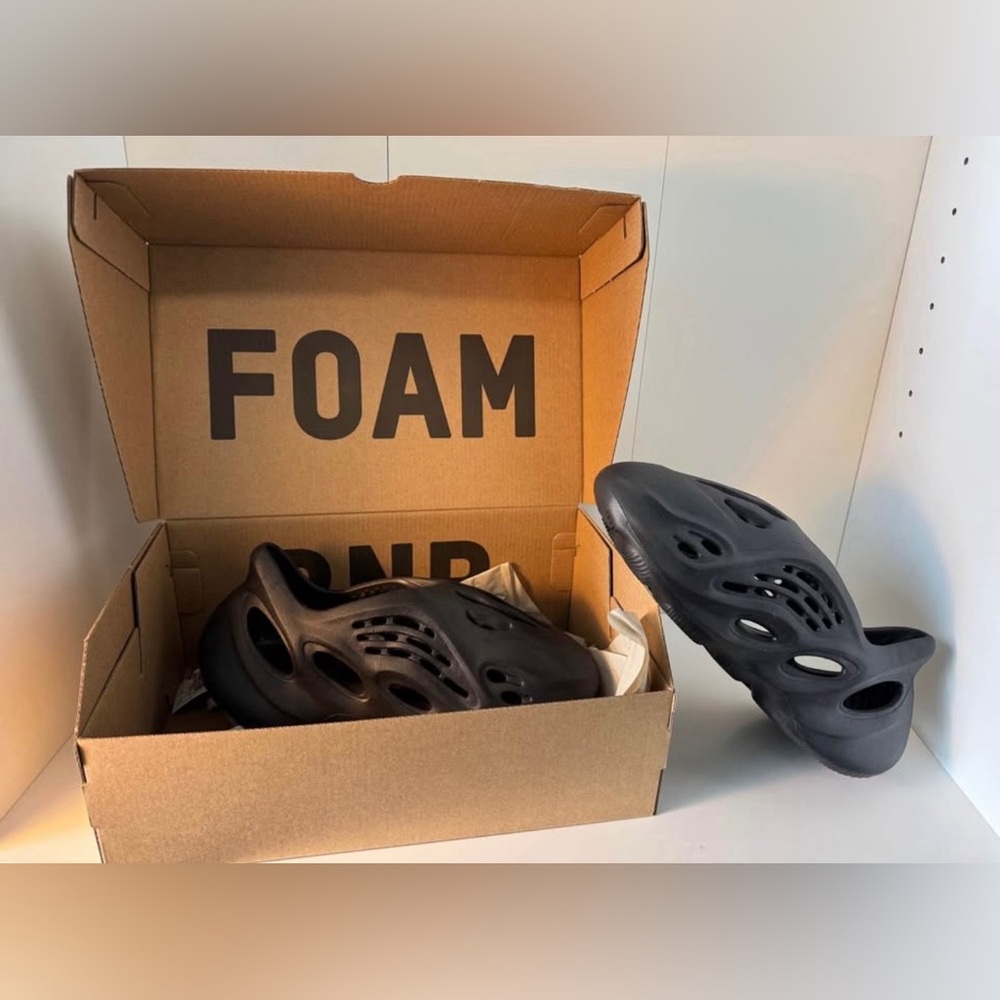 Yeezy Black Foam Runner Athletic Shoes